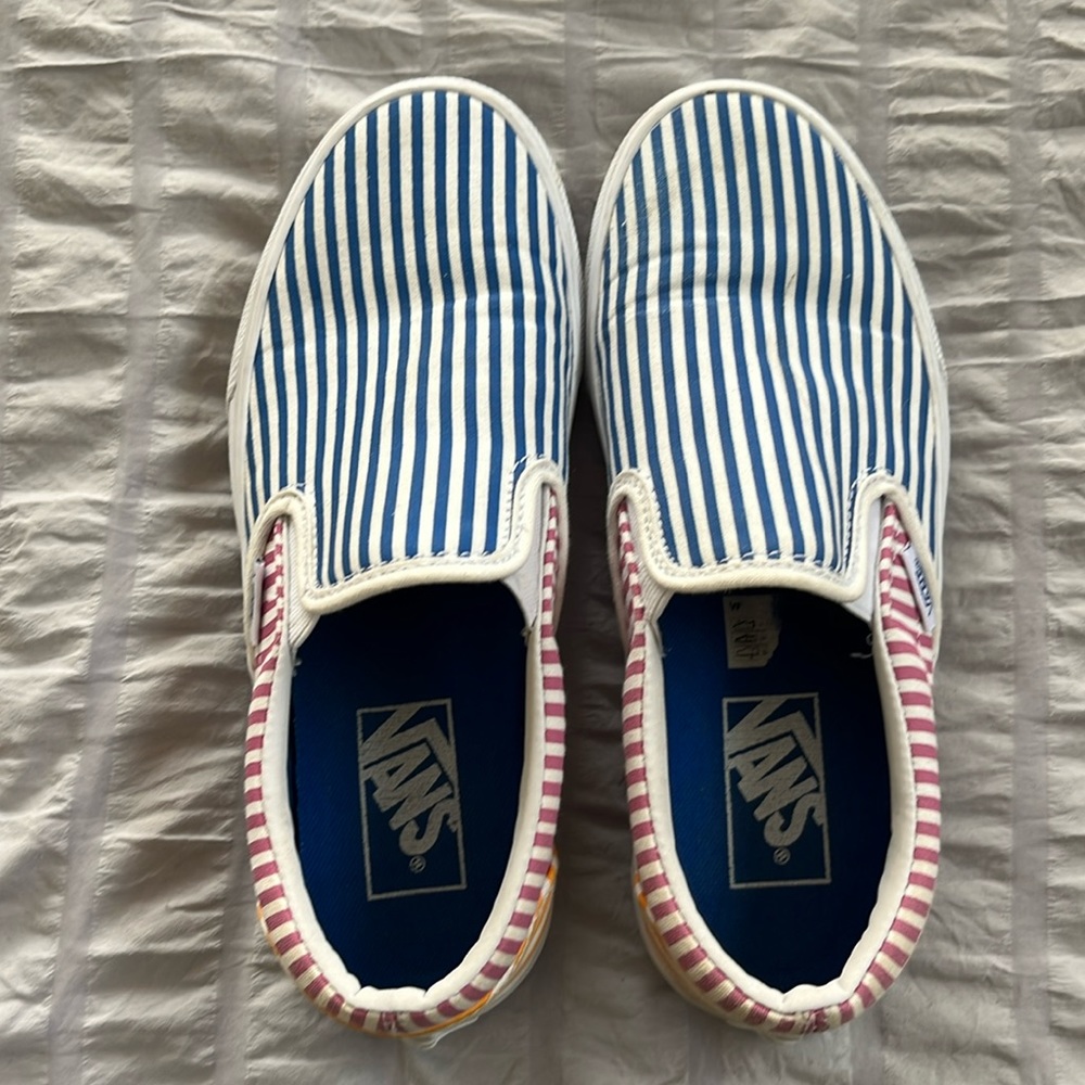 VANS. Multicolor. Worn once.